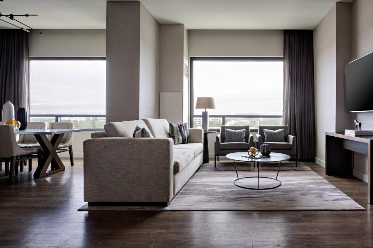 Houston Cityplace Marriott At Springwoods Village Εξωτερικό φωτογραφία