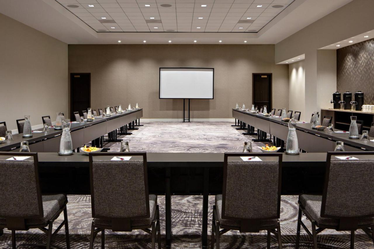 Houston Cityplace Marriott At Springwoods Village Εξωτερικό φωτογραφία
