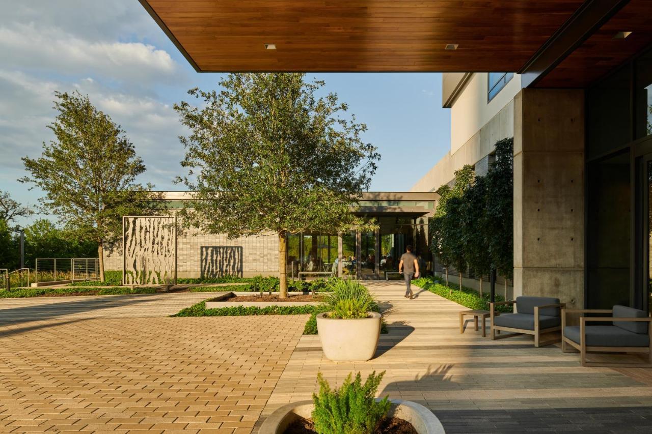 Houston Cityplace Marriott At Springwoods Village Εξωτερικό φωτογραφία